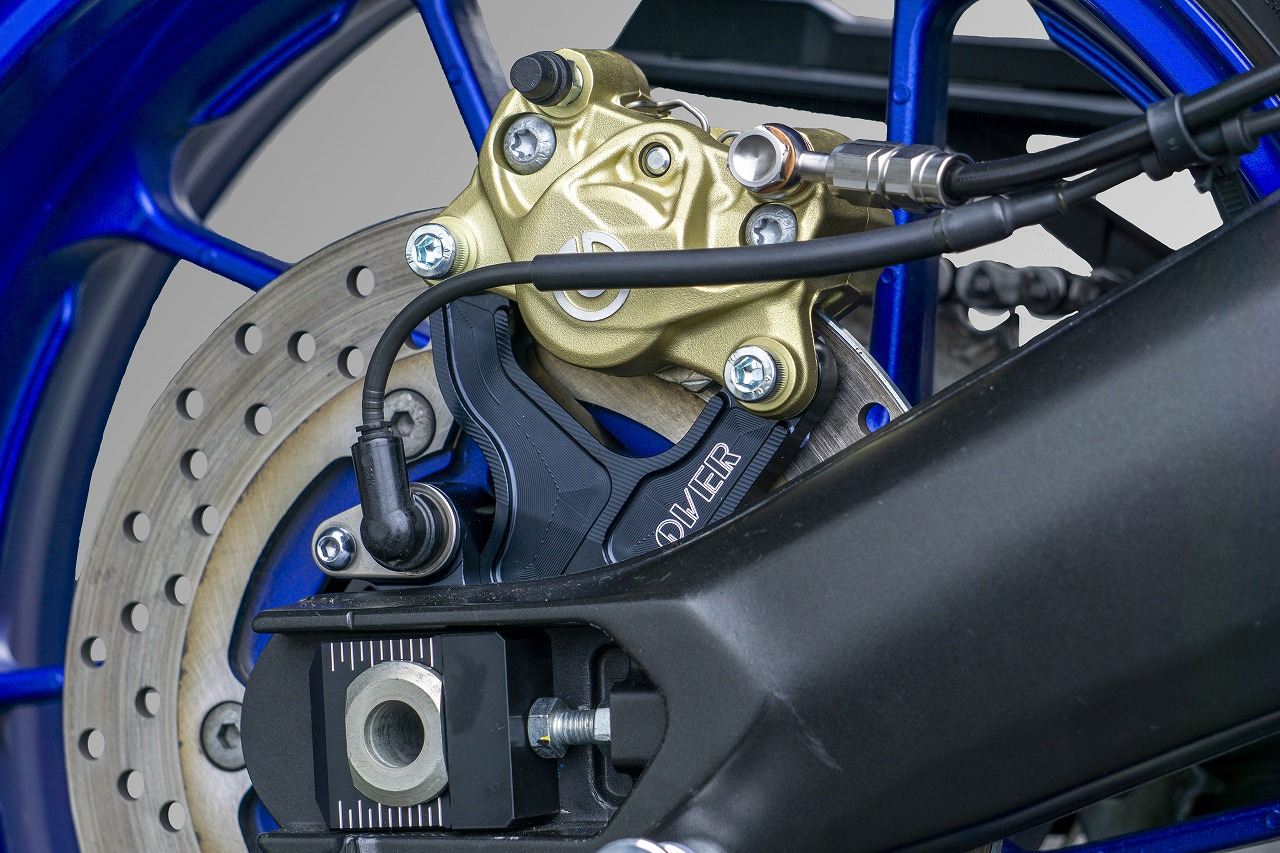 R Caliper Support BLK Brembo 2P MT-09 17-20 Black 1pc.
