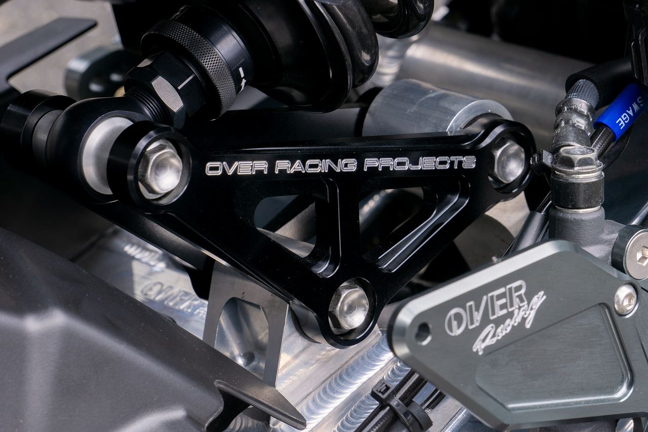 リンクプレート BLK Z900RS/CAFE 18-23 ブラック 左右セット