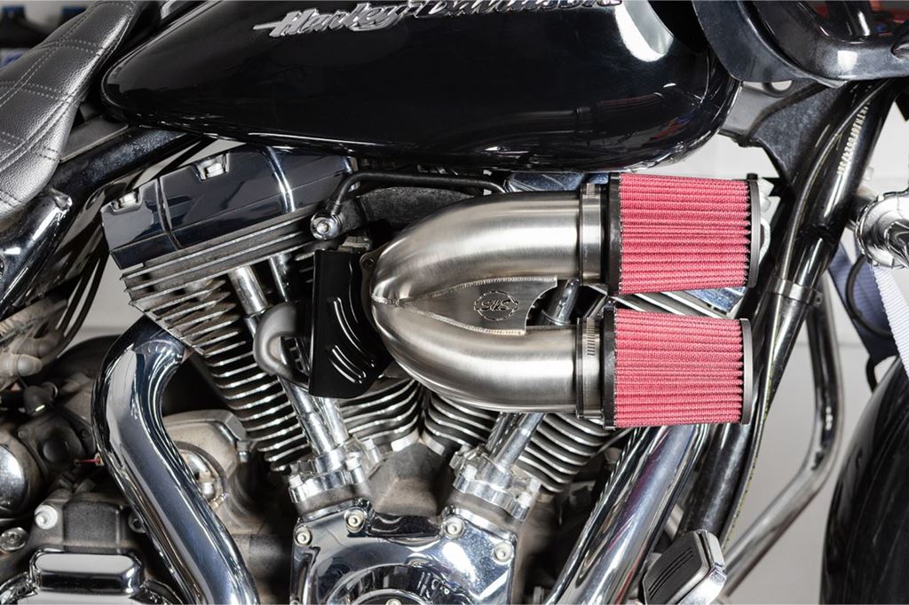 Tuned Induction Air Cleaner Kit Silver Softail Touring