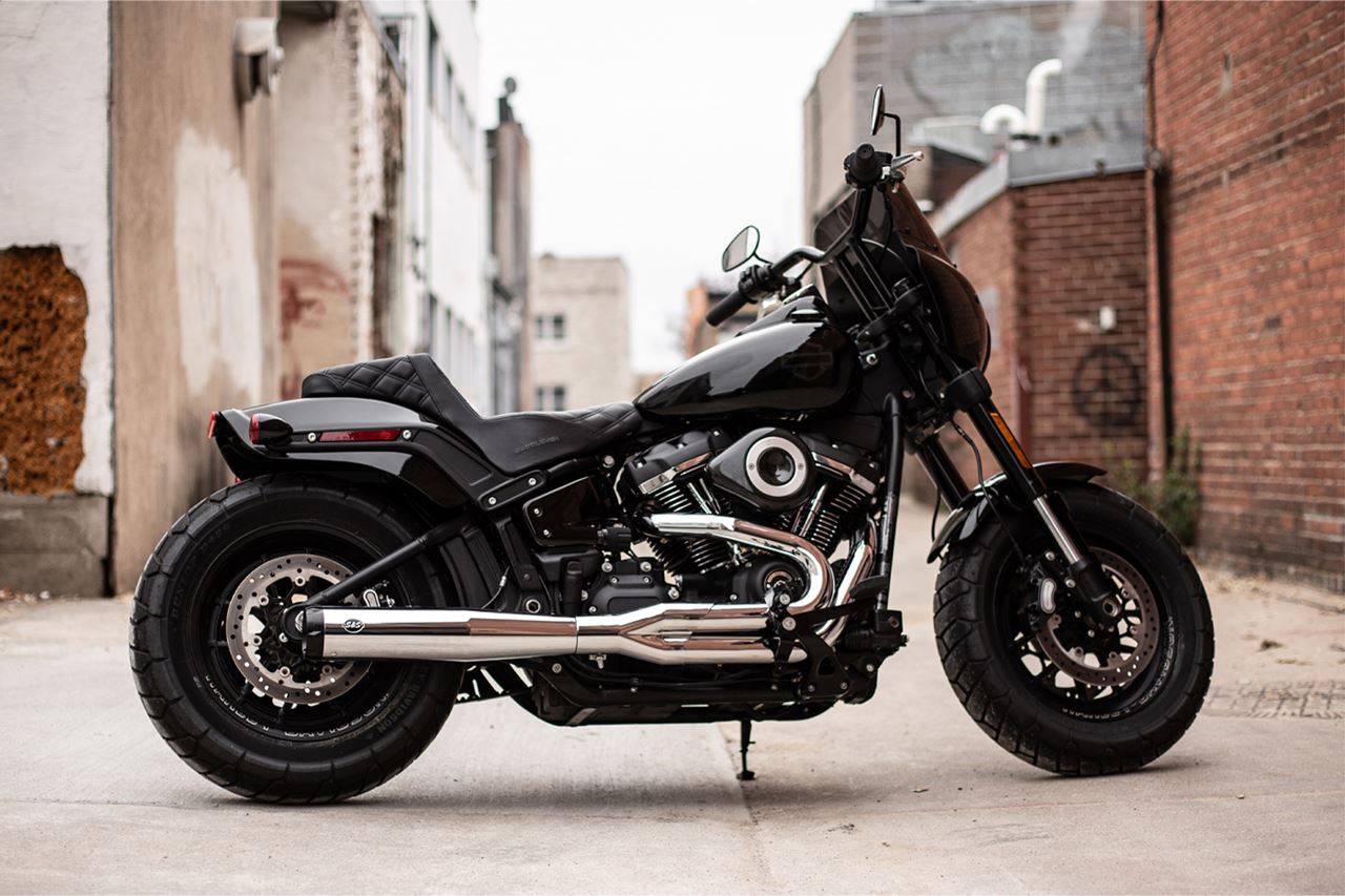 SuperStreet 2-1 +CAT M8 Chrome Softail