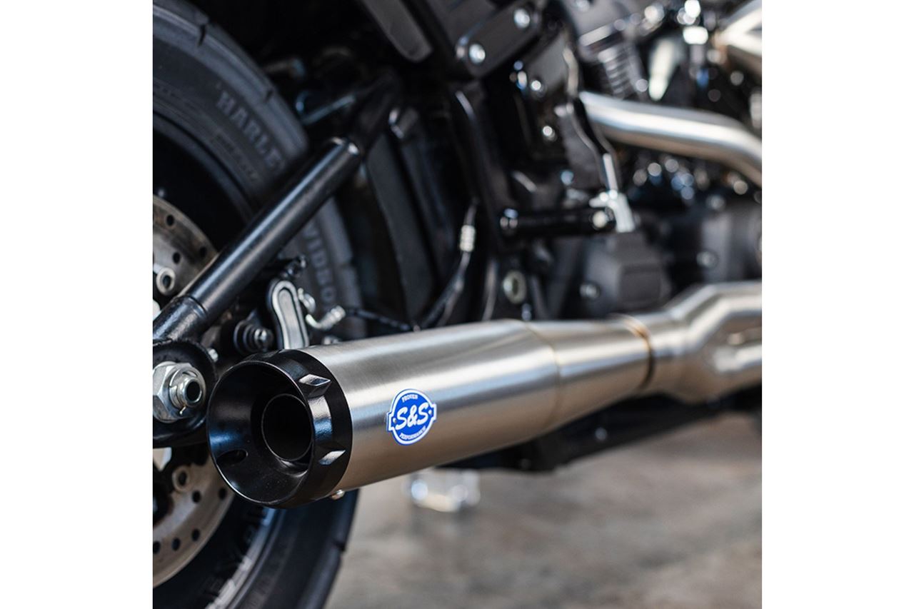 Super Street 2-1 +CAT M8 Softail