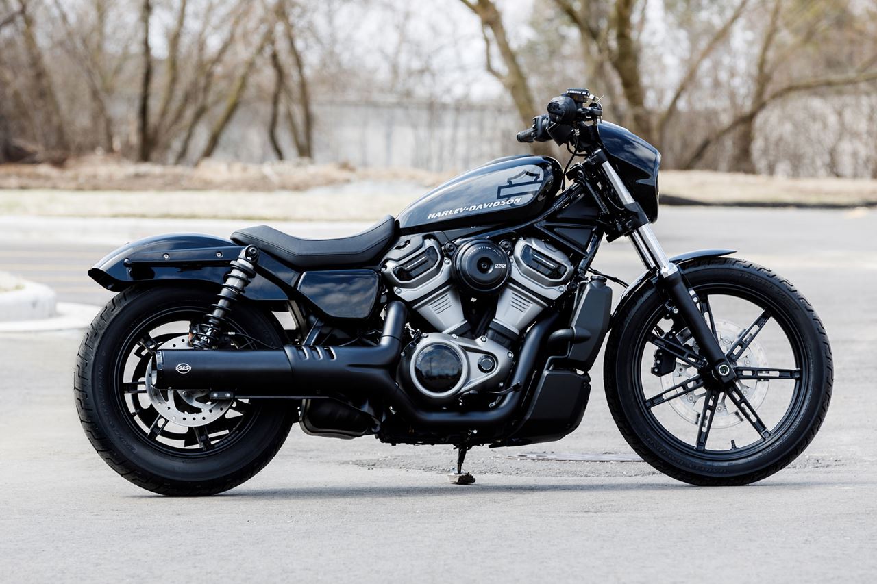 Slip-On Grand National Black Nightster