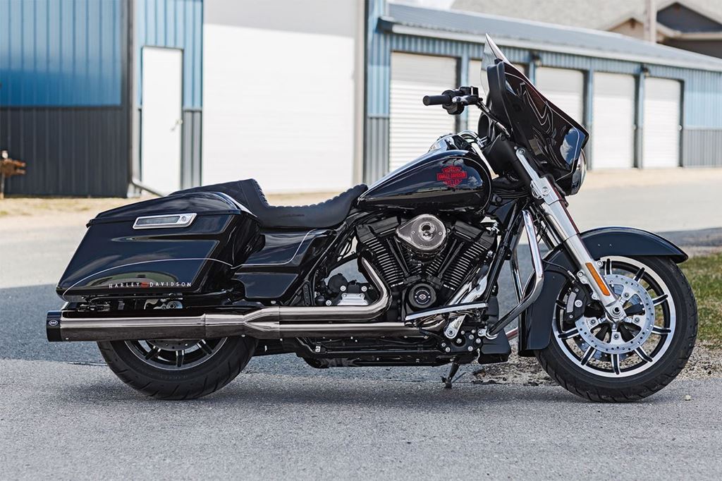 Sidewinder 2-1 +CAT M8 Smokey Chrome Touring