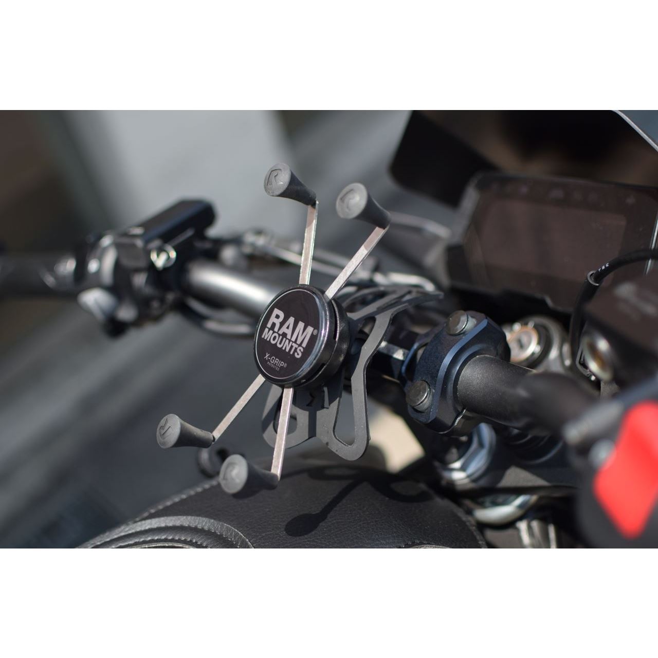 X-Grip (M) & M8 Bolt Base Set (Short Arm) Black 1 inch Ball, 1 pc.