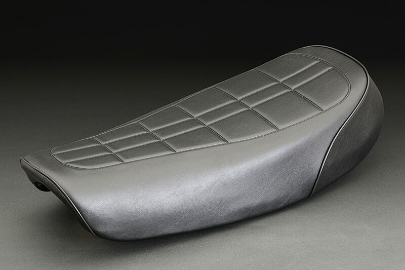 Early Model Seat Complete, Without Belt, Z1/Z2