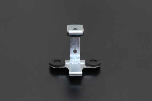 チェーンオイルタンク ブラケット