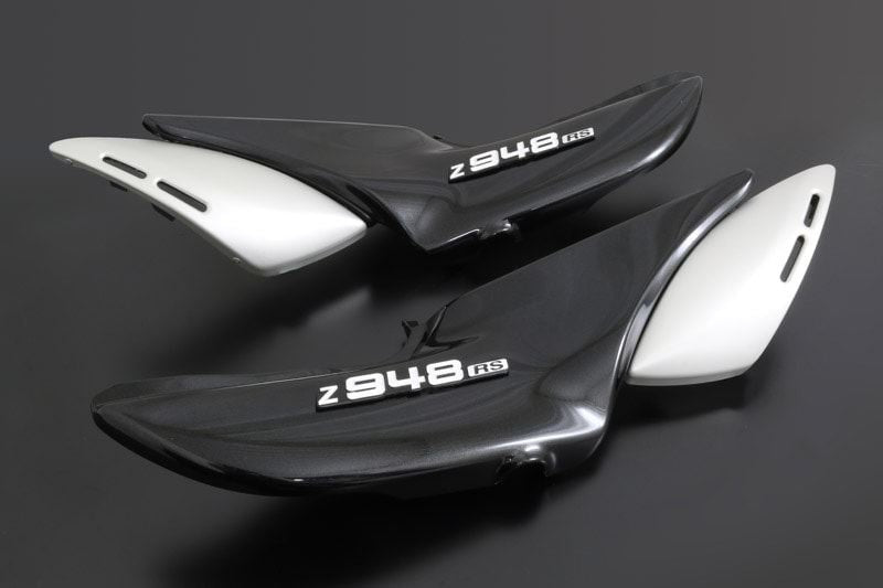 Z948RS Side Cover Emblem Z900RS/CAFE 1 piece