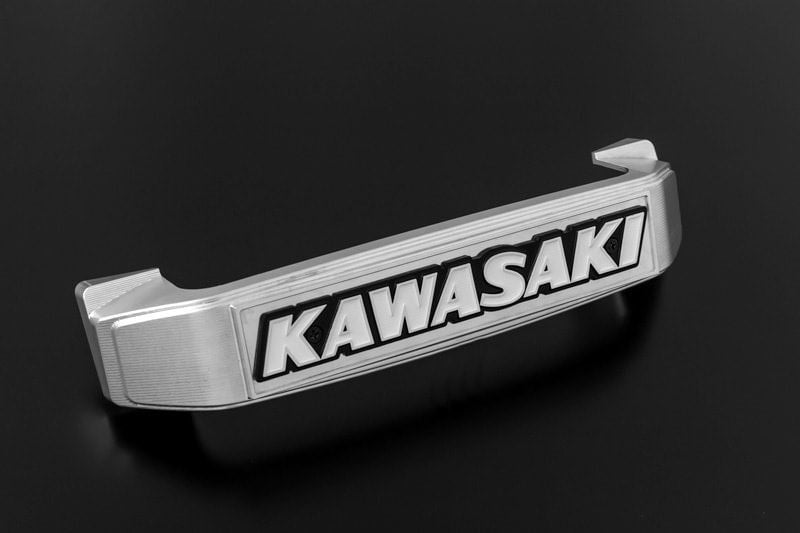 BIG Stem Emblem Silver Z900RS/Z900RS CAFE