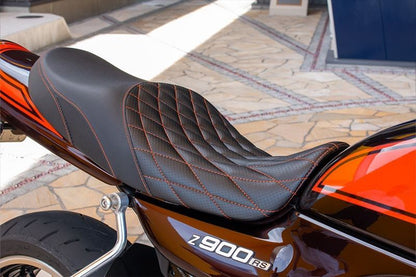 ヴァイパーシート ステッチレッド Z900RS CAFE