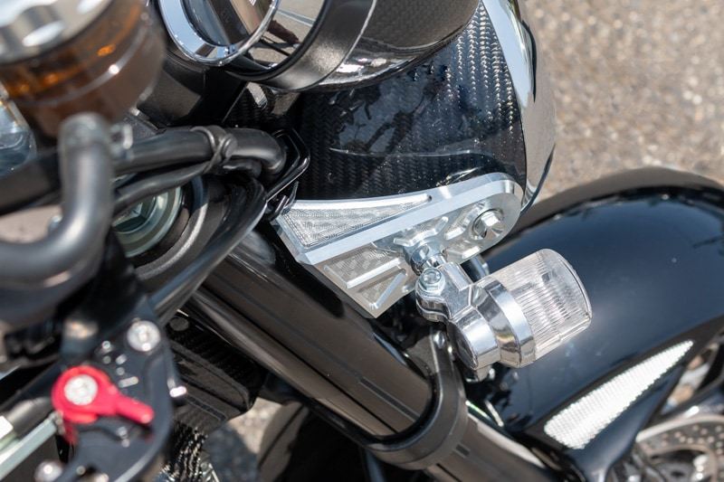 マリーゴールド ハニカムライトステーカバー（汎用ウインカー対応）Z900RS 左右1セット