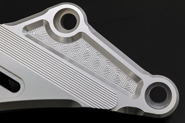 ビレット ハニカム タンデムブラケット シャイニングシルバー Z900RS