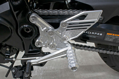 ビレット ハニカム バックステップキットver.2 シャイニングシルバー Z900RS