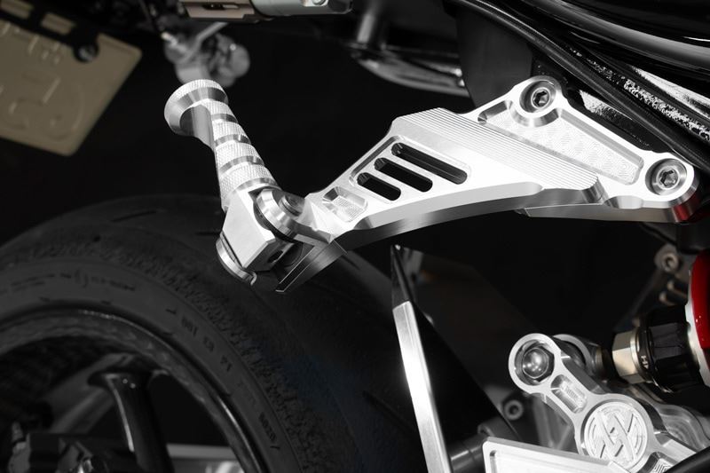 タンデムステップバー マットコークブラック 左右1セット Z900RS CAFE