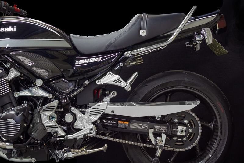 ステンレスポリッシュチェーンカバー（ソリッドタイプ） Z900RS 1個