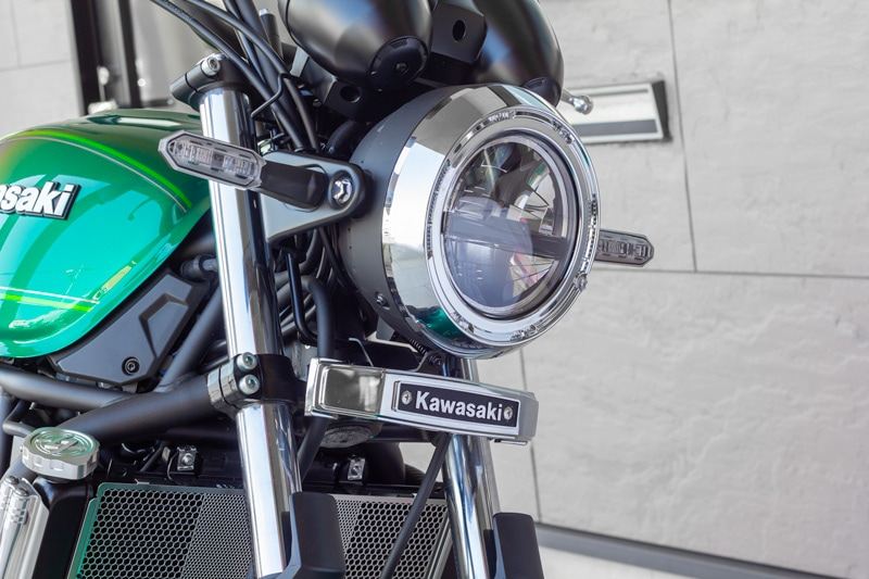 Z650RS Black Stem Emblem & Mount Stay Set 1 set