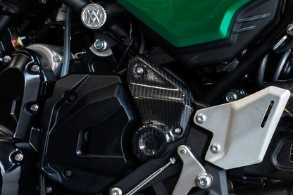 カーボンピボットカバー Z650RS