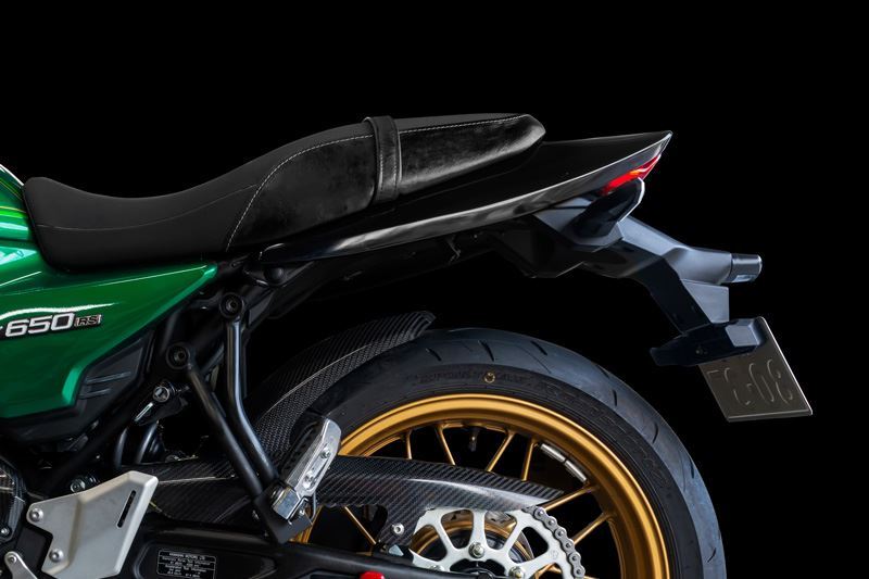 ロングテールカウル 未塗装 Z650RS