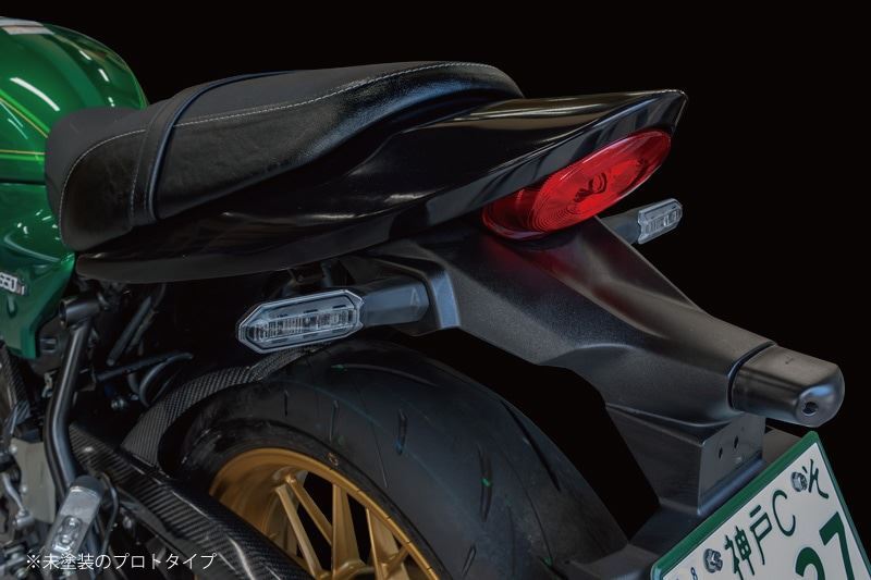 ロングテールカウル メタリックムーンダストグレー Z650RS
