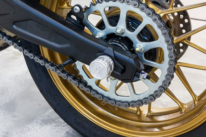 リアアクスルナットガード シルバー Z650RS