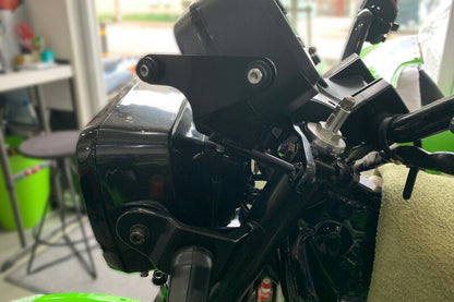 フロントカウルマウントセット Z1000R