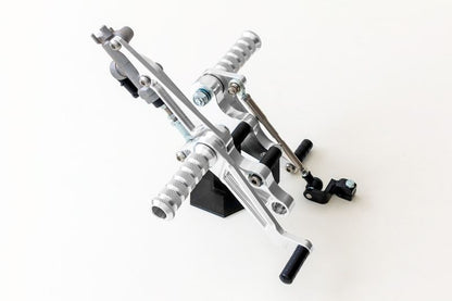 BILLETバックステップ TYPE-Z シルバー Z1 Z2 KZ900 Z750 Z750D1 KZ1000 KZ1000MK(2) Z750FX Z1-R