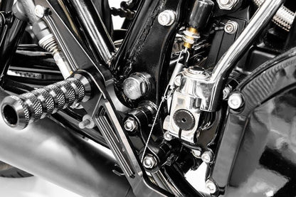 BILLETバックステップ TYPE-Z シルバー Z1 Z2 KZ900 Z750 Z750D1 KZ1000 KZ1000MK(2) Z750FX Z1-R