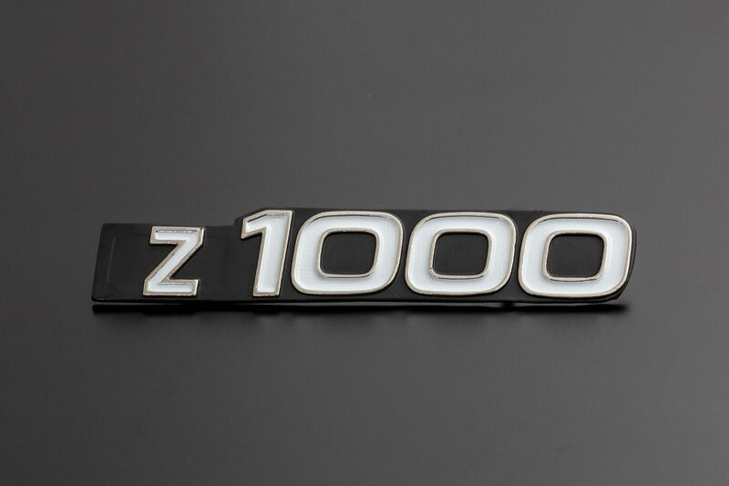 サイドカバーエンブレム Z1000 左右共通 1枚入