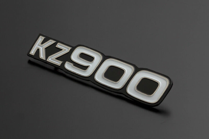 サイドカバーエンブレム KZ900 左右共通 1枚入