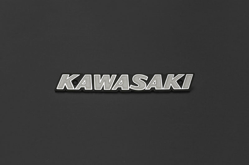 【アウトレット】KAWASAKIタンクエンブレム 左右共通 1個入 Z1/Z2