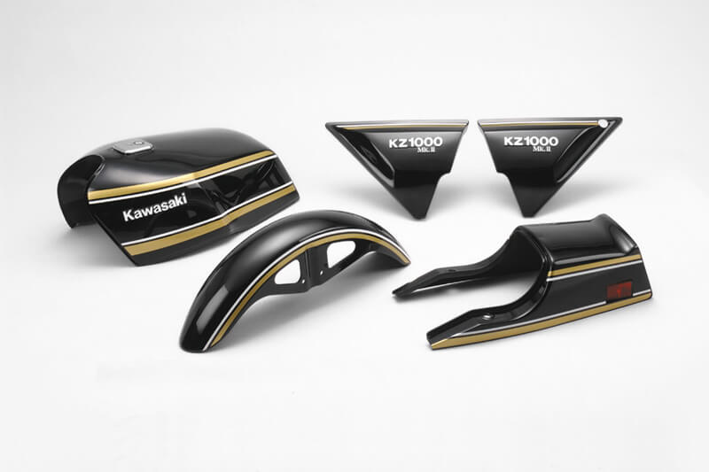 Black Exterior 4-piece set Z1000H