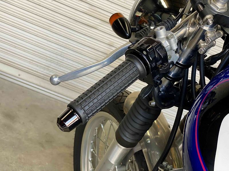 Gun Grip Black Length 124mm Through Type