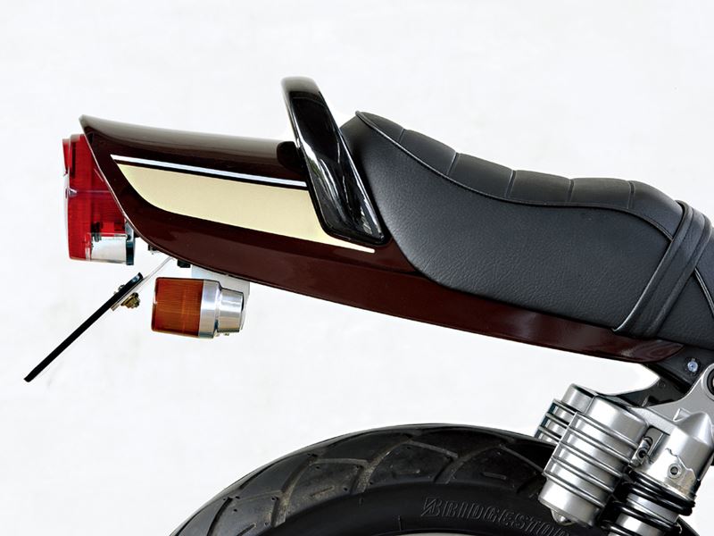 Z2タイプテールランプフェンダーレスキット ダークレッド LED ゼファー750/RS