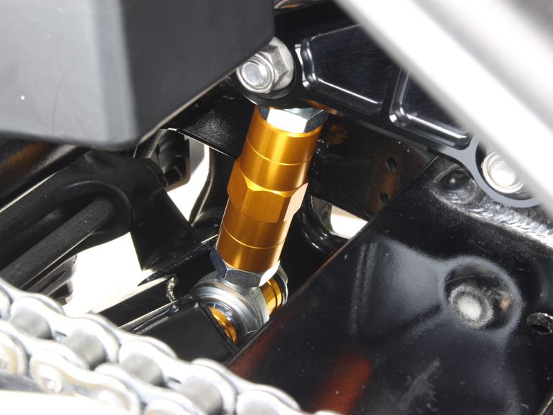 Rear Suspension Link Rod Gold Z900RS/CAFE
