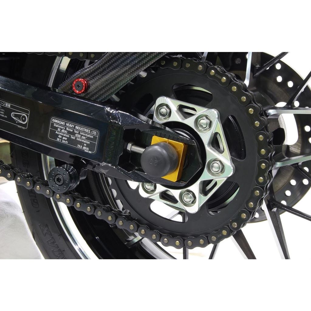 リアスプロケットスペーサー シルバー Z900RS/CAFE