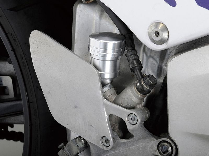 ビレットリアマスタータンク 40度 シルバー