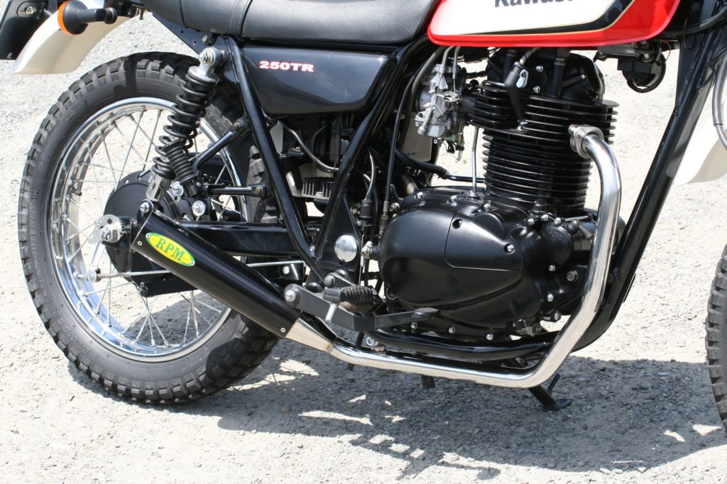 マフラー RPM-250シングル フルエキゾースト アルミブラックアルマイト φ77×300 250TR