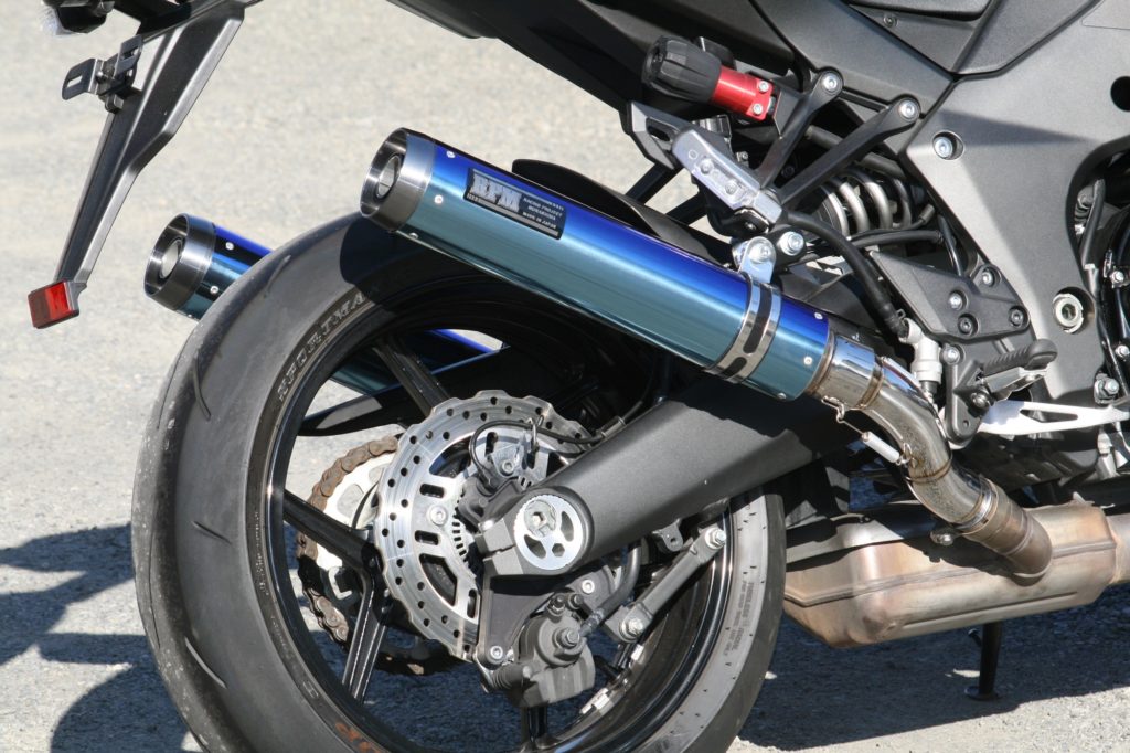 マフラー RPM-LUXE スリップオン 左右出し ブルーチタン φ90×4001000