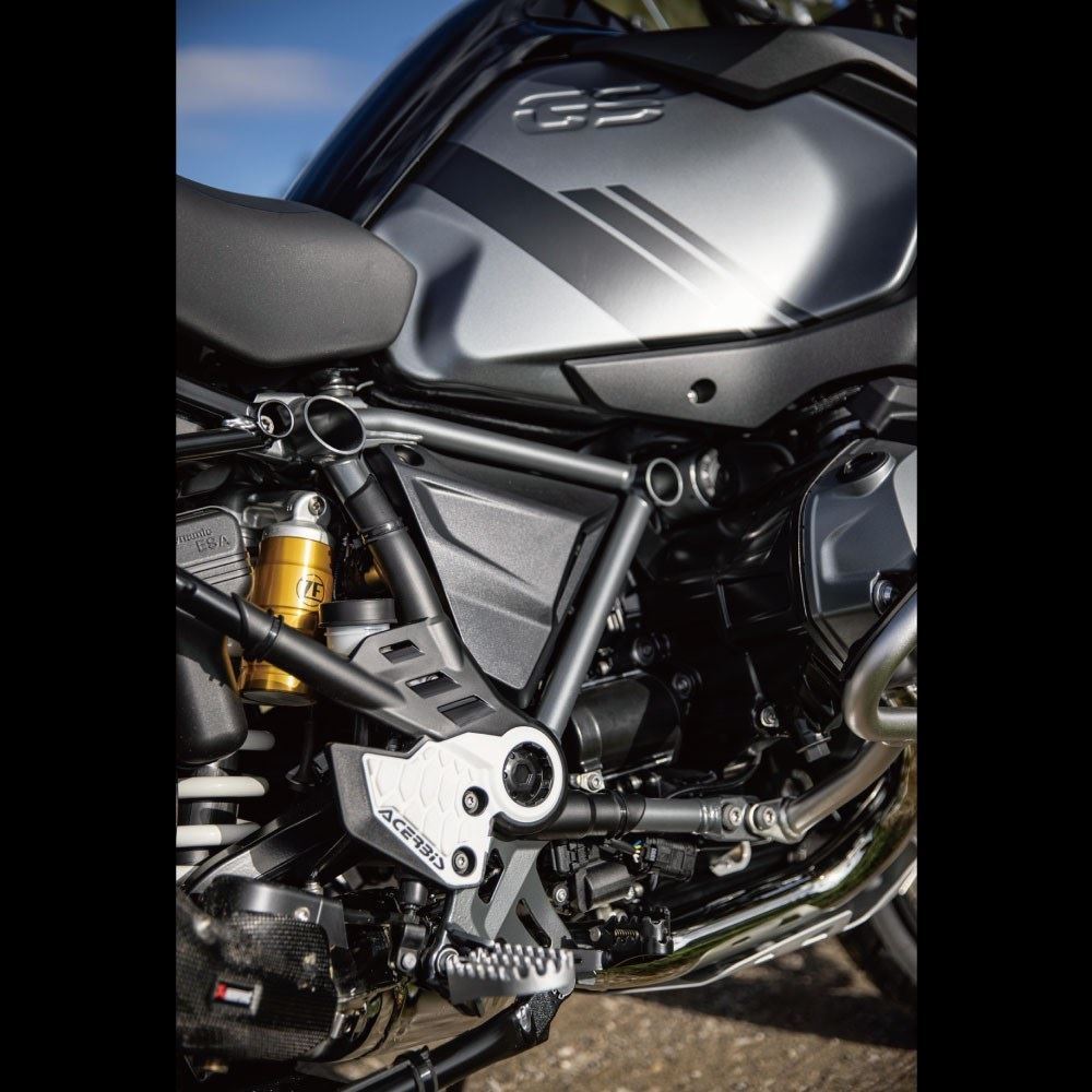 X-GRIP フレームガード ブラック/シルバー R1200/1250