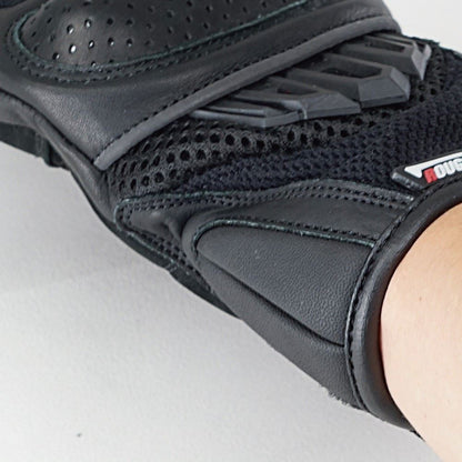 プロテクションエアスルーグローブ ブラック/レッド