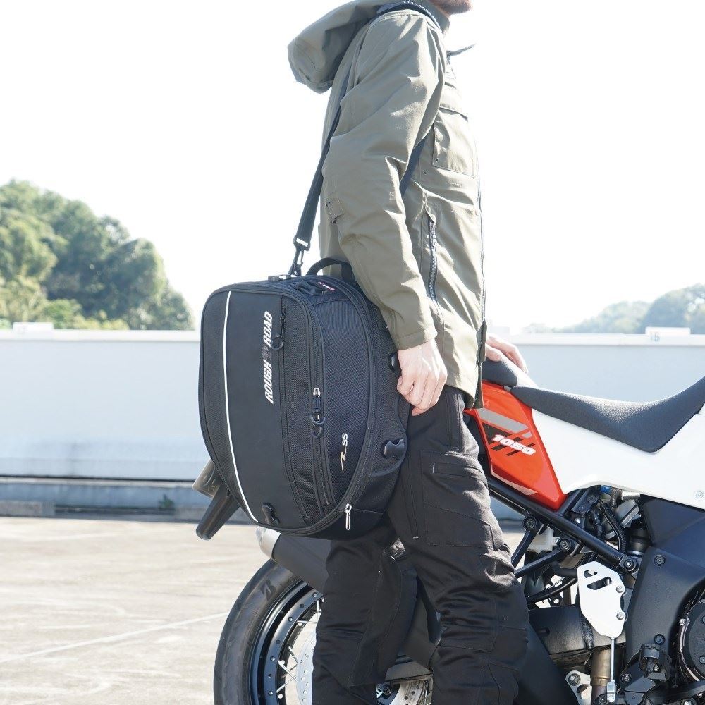 クルージングシートバッグ25BF ブラック 18～25L