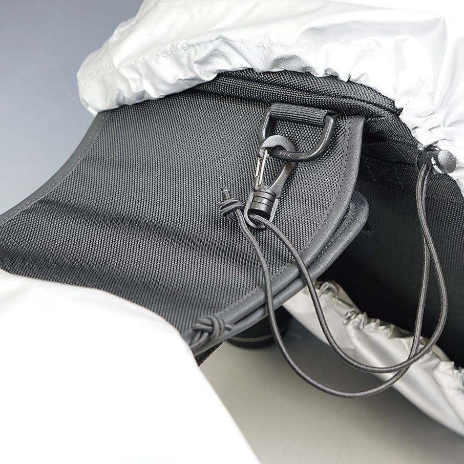 Variable Tail Fin Side Bag Black 28-47L