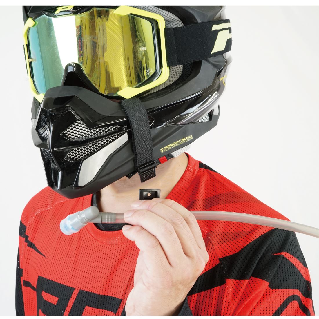 ハイドレーションチューブベルト ブラック 1本