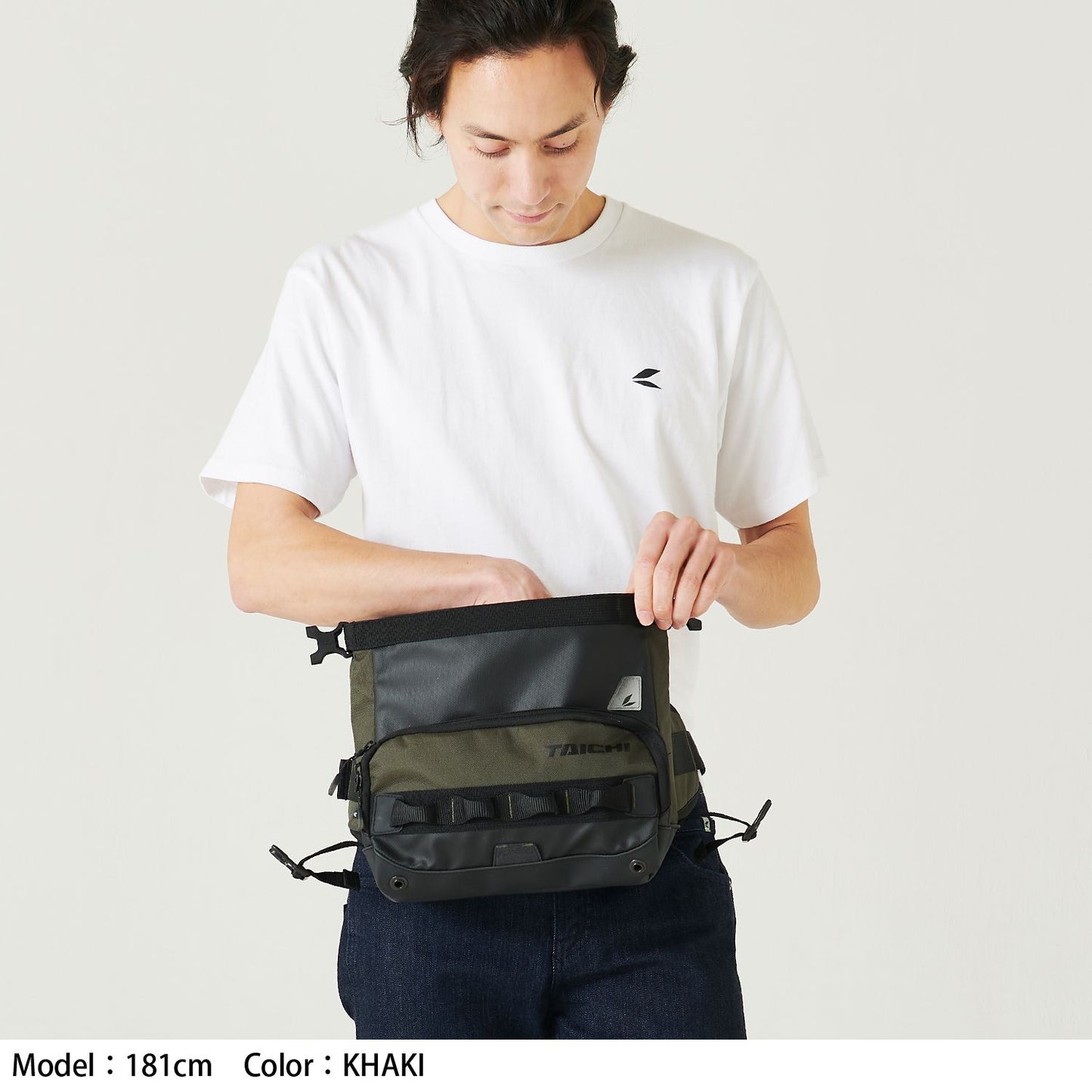 RSB279 WP ヒップバッグ ブラック/レッド 5L