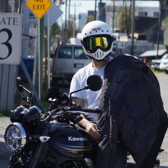 M50 ホワイト