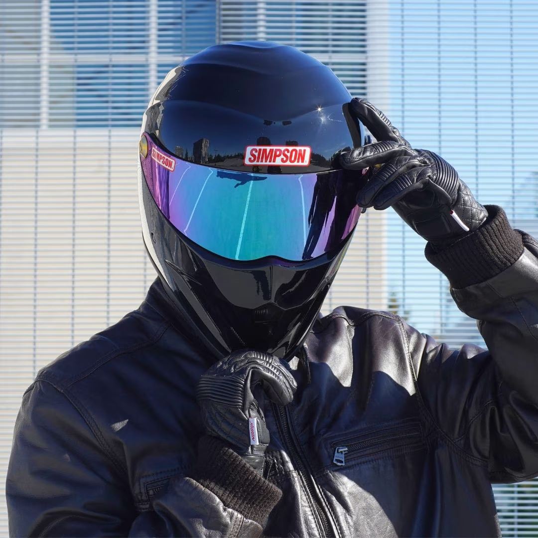 DIAMONDBACK Black