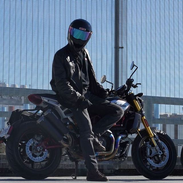 DIAMONDBACK Black