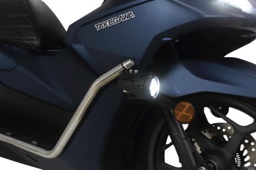 LEDフォグランプキット フロアステップサイドバー装着車専用 カットライン/15W 2個入 PCX/PCX160