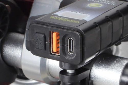 USB charger (2-port Type-A/C)