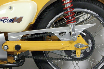 チェーンガード(アルミ製) CL50/CD50/カブ50(スタンダードスイングアーム用)