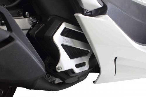 ラジエターコアガード シルバー PCX/PCX160 リード125 ADV160